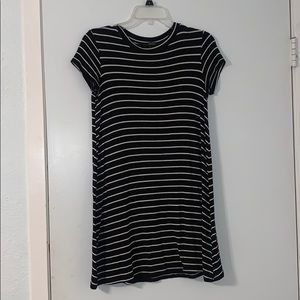 Forever21 black and white striped t shirt dress